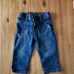 Old Navy Distressed Jeans 6-12m